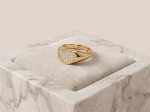 Anel Coração Micro Zircônia Dourado Regulável - (RR05)