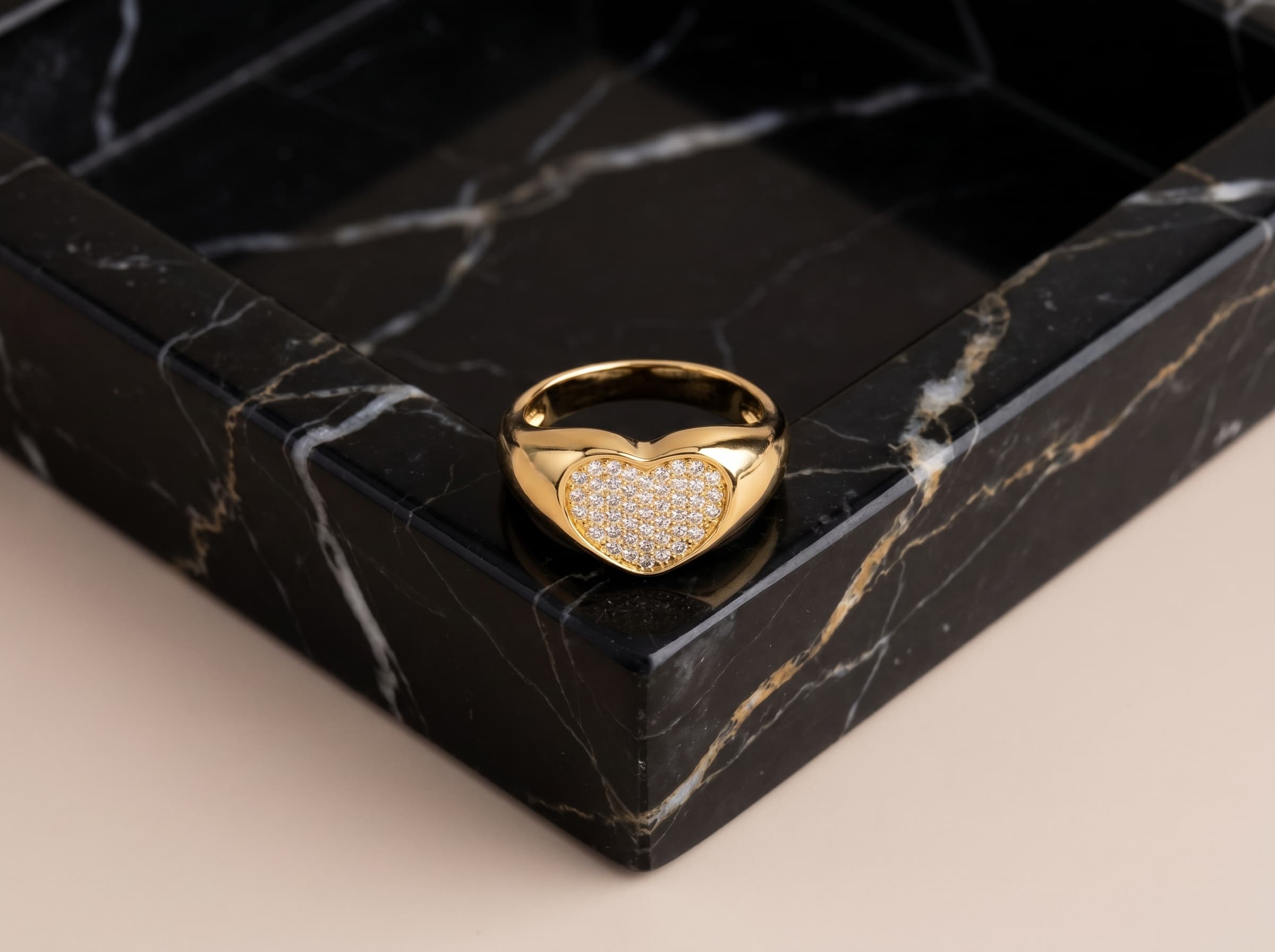 Anel Coração Micro Zircônia Dourado Regulável - (RR05) - Imagem 4